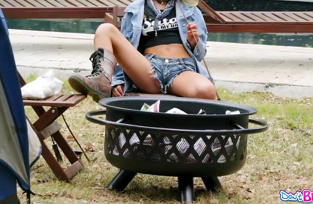 Horny little slut was under house arrest and she invited me in to fuck her in the tent
