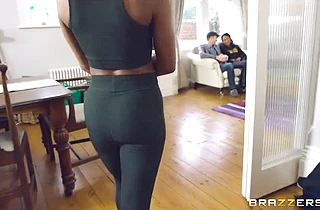 He offered himself to spank and teach his girlfriend’s sexy black daughter a fucking lesson