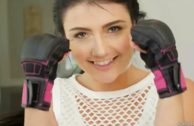 My naked sister was so hot after her boxing training that let me fuck her and cum in her