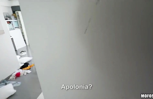 I had to fuck this tight Latina pussy extra quietly so her dad couldn’t hear us!
