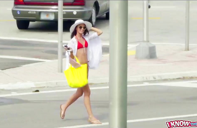 I was spying on this internet celebrity and the sexy babe made a lifelong fan out of me!