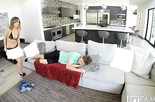 My stepsis found me sleeping in the living room and decided to suck my dick!