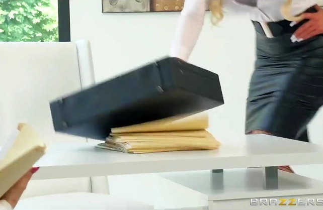 High-powered executive fucking her new secretary in crazy lesbian action