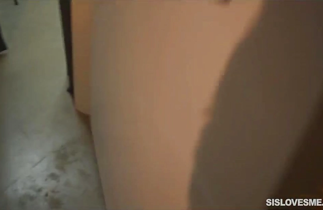 My stepsis made me fuck her after catching her naked with my laptop!