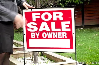 This babe just got her real estate license and she’s ready to make her first big sale with two cocks in her cunt and ass