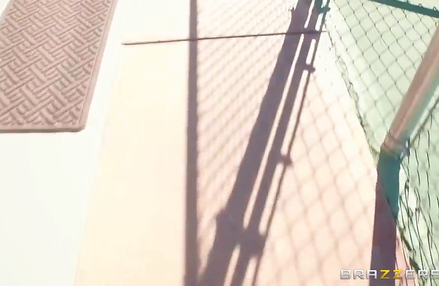 Sexy skater girl rides the security officer’s cock to get her board back
