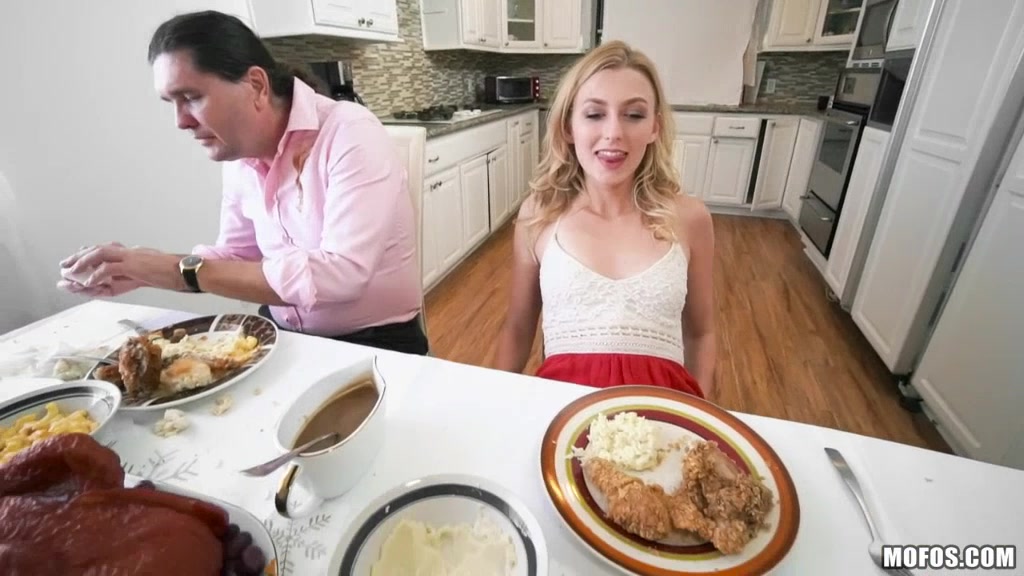 girlfriend is thanksgiving feast Sex Pics Hd