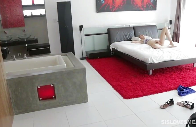Fucking my slutty grounded stepsis after helping her take nude selfies for her BF