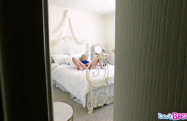 I caught my stepsis masturbating in her bedroom and just fucked her