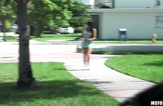 Fucking this sexy stranded teen after picking her up on the street