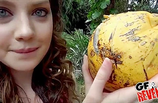 My crazy GF cums nonstop with my huge cock after giving me a blowjob outdoors