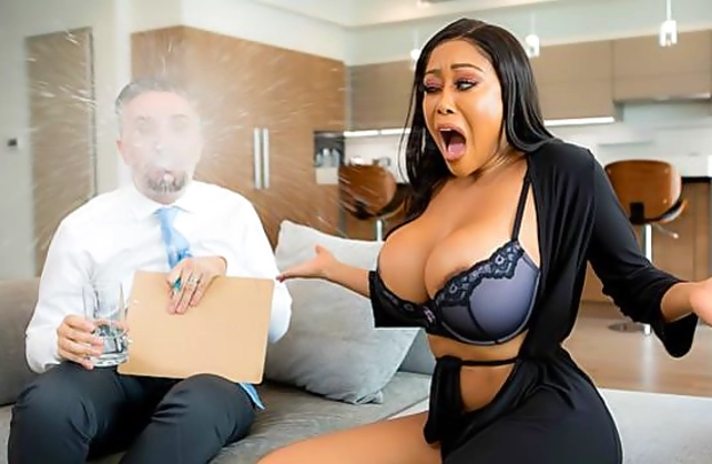 Naked canvasser fucks mind-boggling Ebony writer to save her career