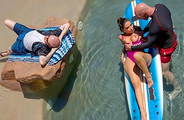 Naked Latina girl cheats on husband with surf instructor by the pool