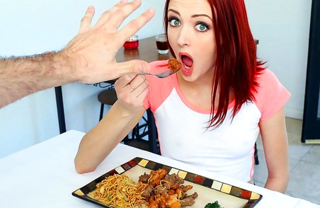 Tiny red-haired girl adores breakfast with naked penis as dessert