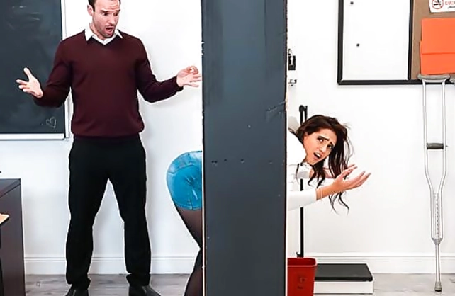 Licentious naked girl is going to be fucked by stranger cause she is stuck