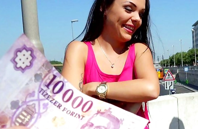 Beautiful girl from Russia has naked outdoor sex for good money
