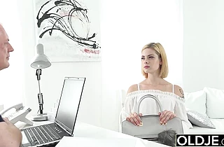Indignant girl is ready for naked sex with the old boss to be promoted