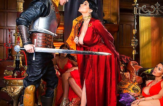 Smoking-hot queen shares knight's naked sword with rival princess