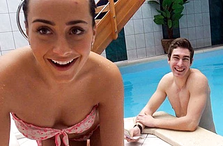 Relaxed guy allows girlfriend to have naked sex with stranger by pool