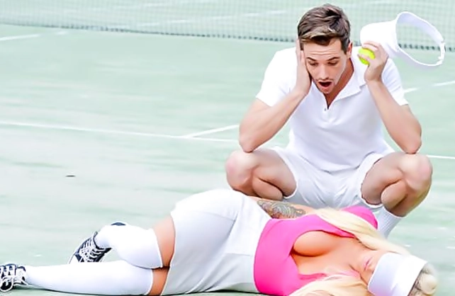 After match buxom tennis girl with naked face gets it on with opponent