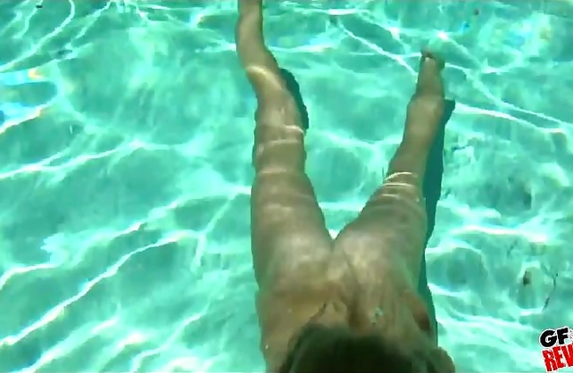 Banging my sexy girlfriend after skinny dipping in the neighbor’s pool