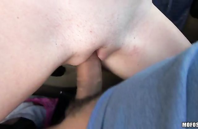 Dude fucks a hot flower delivery girl after giving her a ride