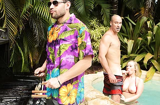 Dude’s girlfriend sucks his friend off while he’s standing right there at the swimming pool