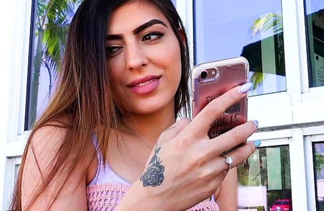 Selfish girl with beautiful face fucked in naked pussy on camera