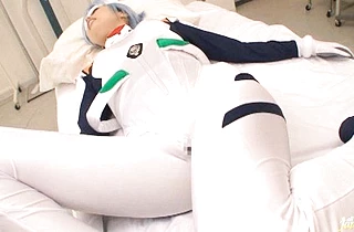 Cosplay girl from Japan doesn't need to be naked during pussyfucking