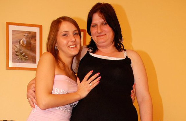 Lesbians are sure that naked sex won't be good if there's no strapon