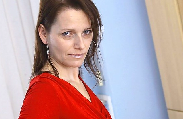 Lady in sexy red dress won't go on date until masturbates naked pussy