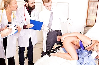 Doctor analyzes naked patient with help of his impressive phallus