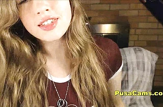 Amateur naked camgirl with natural tits loves to play with toy on camera