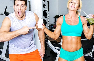 Stunning sportswoman with big naked boobs and fitness trainer get it on