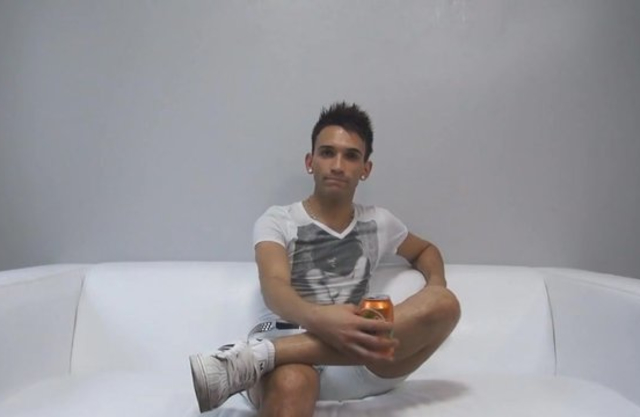 Summer is time to fuck naked women but the guy is busy with casting
