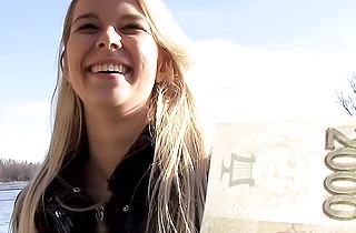 Cold weather can't stop guy from screwing naked Euro blonde outdoors