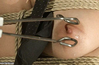 Man ties up boss' naked wife with short hair to fuck and spank her ass