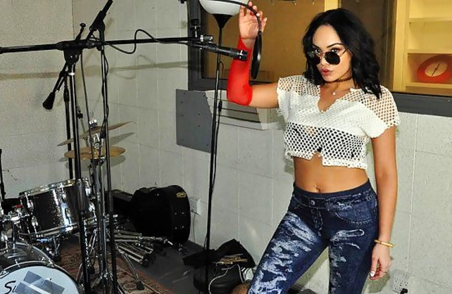 Brunette singer tries to find inspiration fucking naked in the studio