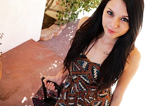 Landlord doesn't refuse to fuck beautiful naked girl in the bedroom