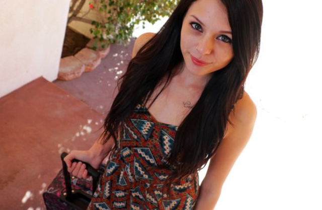 Landlord doesn't refuse to fuck beautiful naked girl in the bedroom