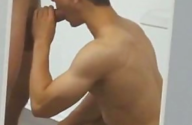 Man dislikes naked girls and prefers to fuck hot male in the butt