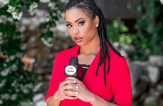Local news anchor wants to be fucked by the pervert who is noticed in the park
