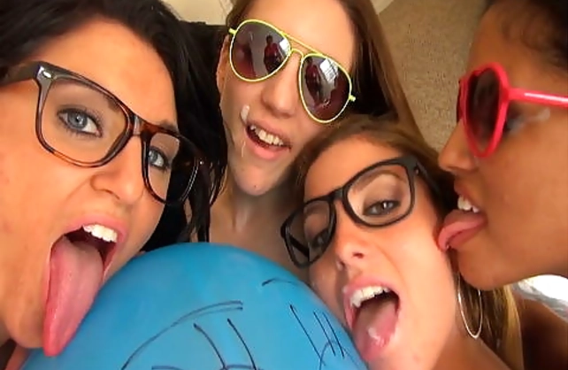 Insanely hot group sex session with two guys and four hot chicks