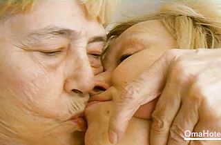 Damn crazy old bitches show their fat naked bodies and use toys