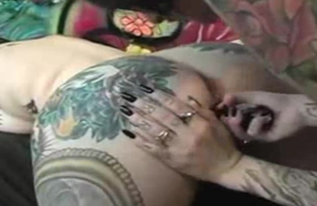 Dark-haired chicks with tattoos have to satisfy naked vags by themselves
