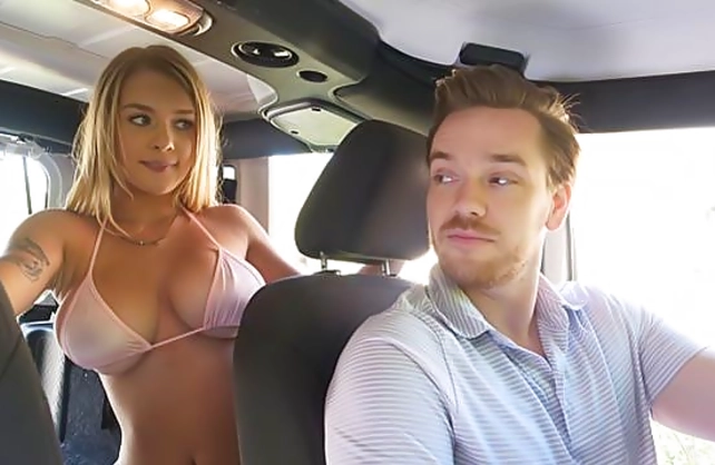 Big-boobied natural girl is naked and horny for penis in the car