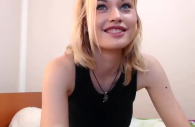 Blue-eyed sexy beauty shows herself naked before rubbing her clit