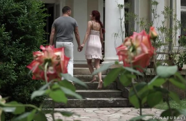 Risque lassie gives naked vaginas to the handsome young man for hookup
