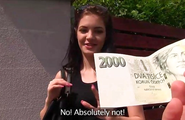 Cash helps agent lure beautiful naked girl into quick outdoor sex