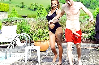 Big-cocked guy obtains a chance to assfuck hot naked girl by the pool